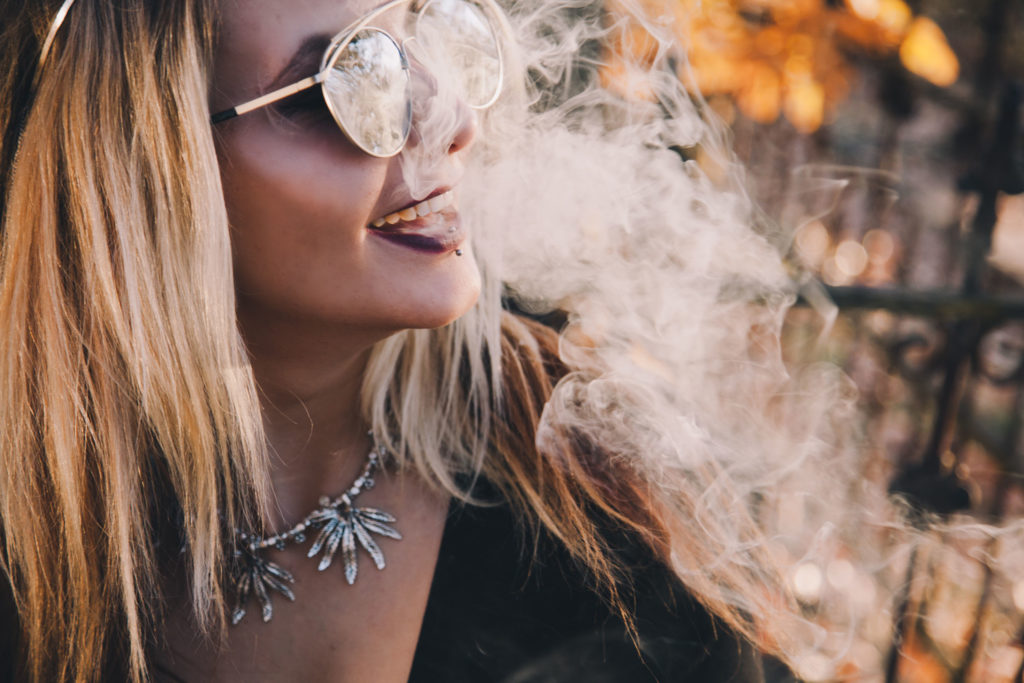 The Pros and Cons of Wake and Bake - WeedSeedShop